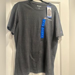 New gray men’s champion tee